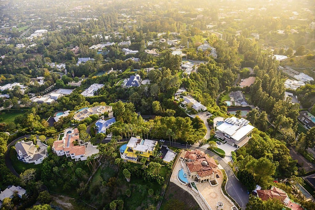 Understanding-The-Process-Of-Selling-Your-Home-For-Cash-In-Hollywood-Florida-1