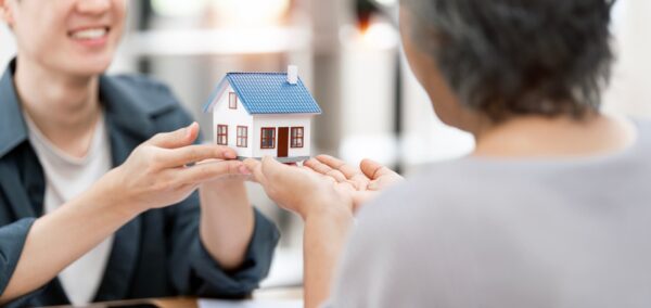 Exploring-The-Benefits-Of-Working-With-Cash-Home-Buyers-In-Lake-Park-1