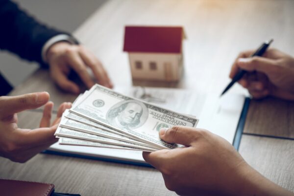 Selling-Your-Home-Fast-Why-Cash-Buyers-Are-The-Way-To-Go-In-Cutler-Bay-1